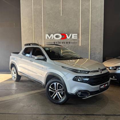 FIAT TORO 2.0 16V TURBO DIESEL FREEDOM 4WD AT9 FIAT TORO 2.0 16V TURBO DIESEL FREEDOM 4WD AT9